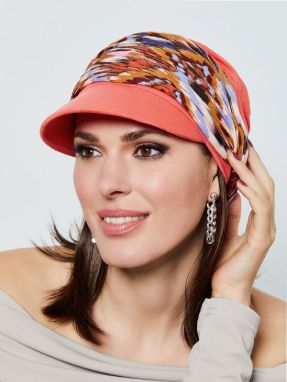 Een band om een cap in een vrolijke print