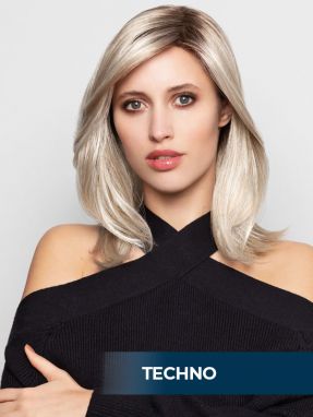 Vrouw draagt het haarwerk Techno Luna Lace van Gisela Mayer uit de Style Book collectie