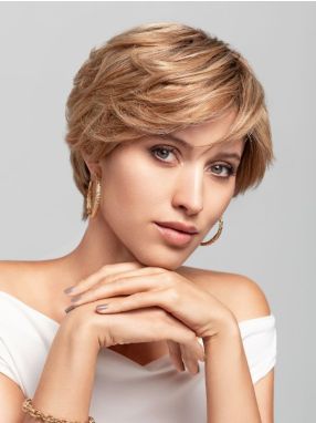 prime short lace hh van gisela mayer met korte gelaagde coupe van remy human hair en zachte lok, vooraanzicht