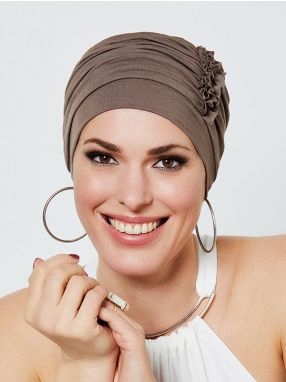 Turban met ruffels in het groen van Gisela Mayer