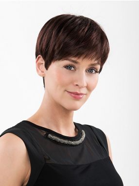 Vrouw draagt de Play Mono van Belle Madame